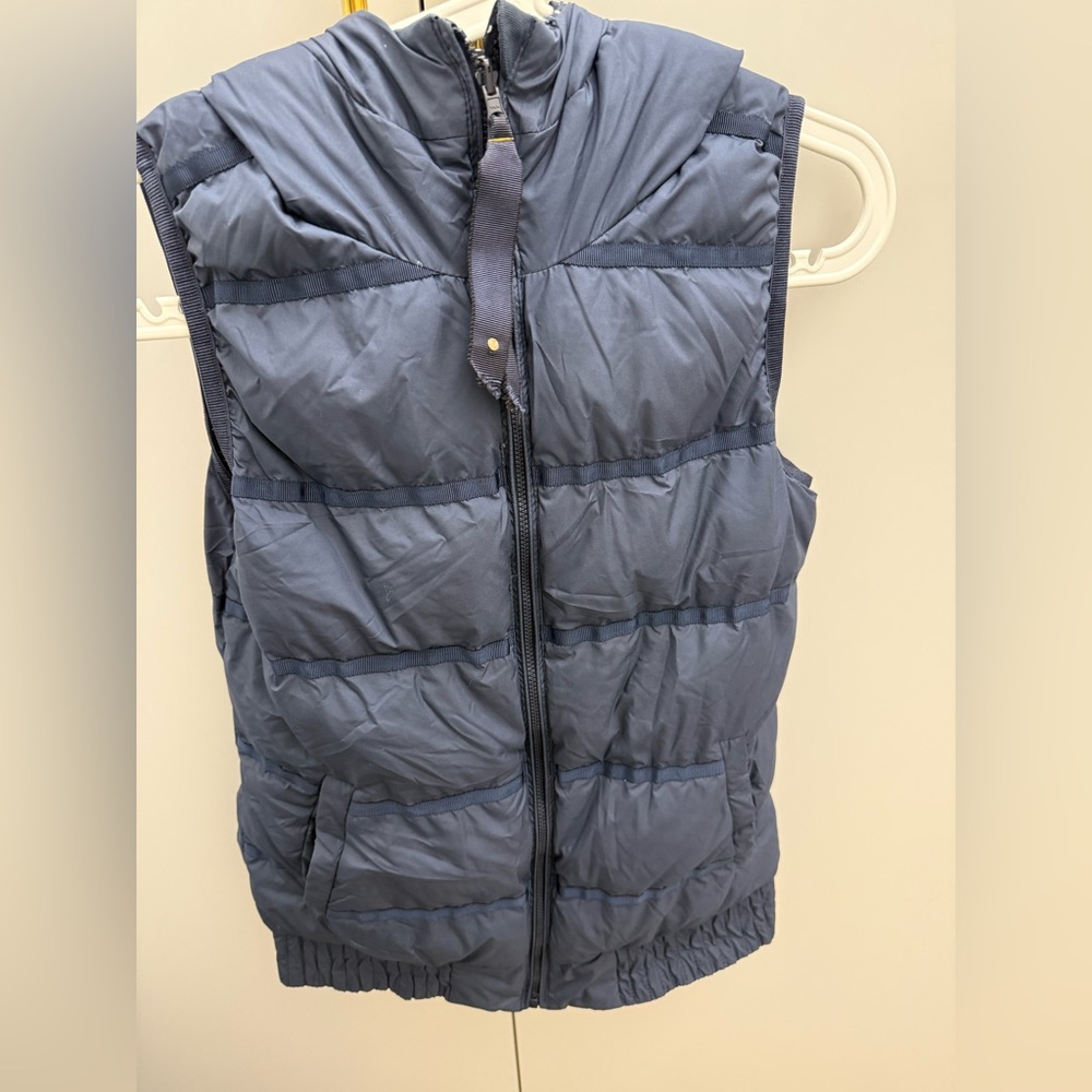 Lululemon puffer vest- reversible Dark blue